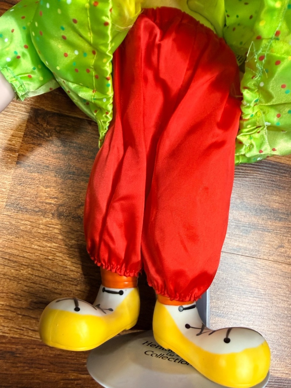 HERITAGE MINT LTD 1989 Clown Doll - Picture 14 of 14